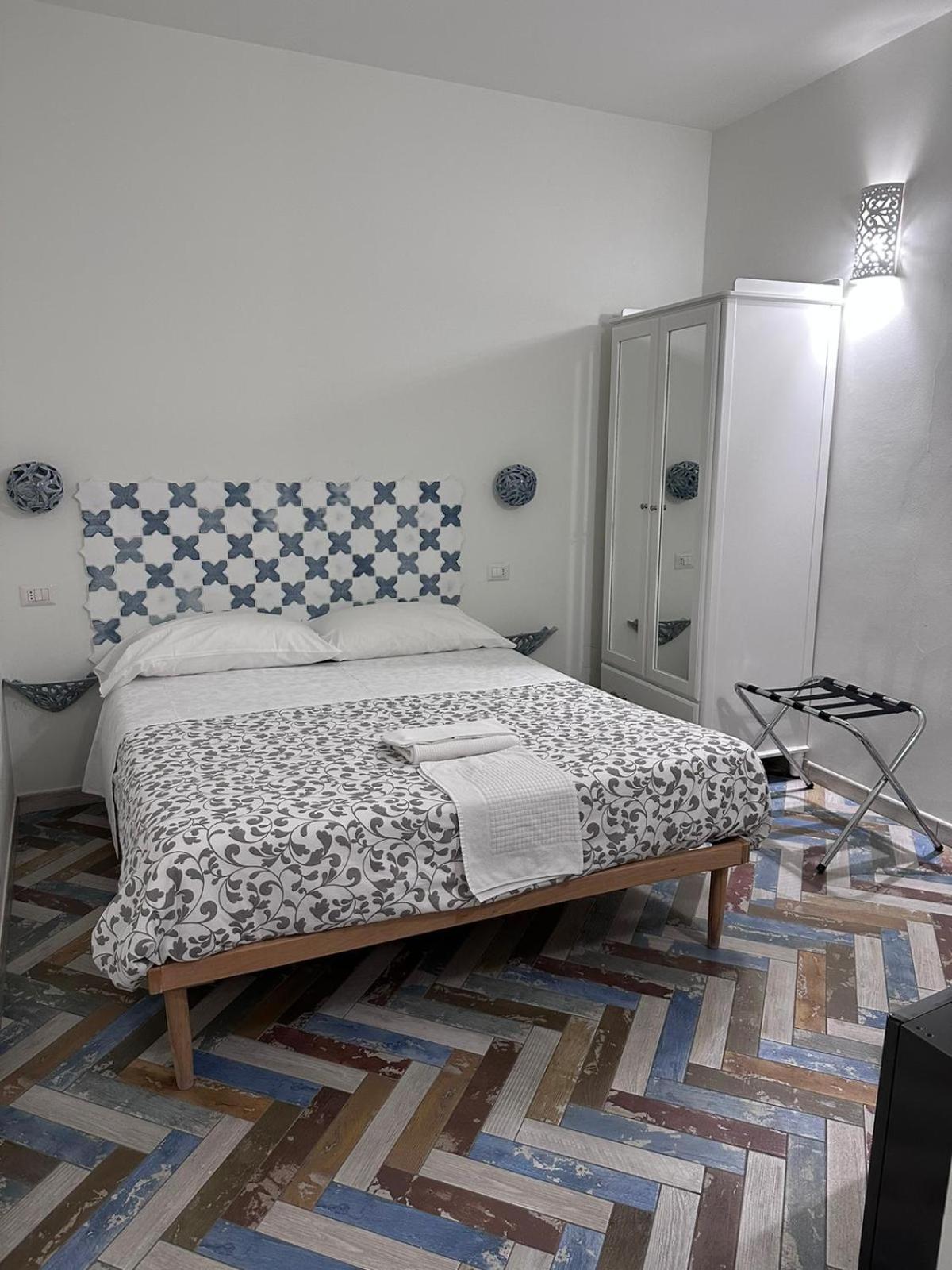 Forentum Suite Lavello Buitenkant foto